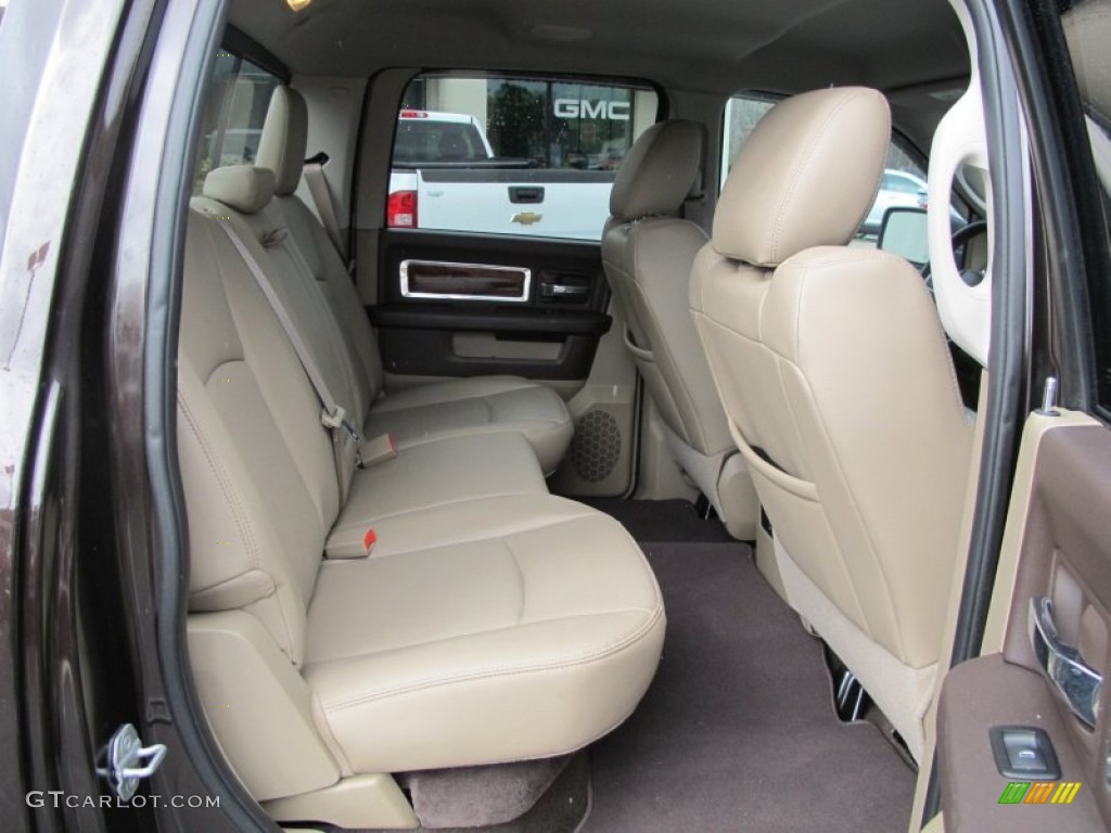 2011 Ram 1500 Laramie Crew Cab 4x4 - Rugged Brown Pearl / Light Pebble Beige/Bark Brown photo #16