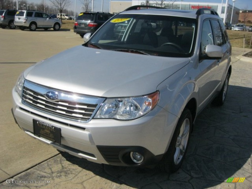 2009 Forester 2.5 X Premium - Spark Silver Metallic / Black photo #1