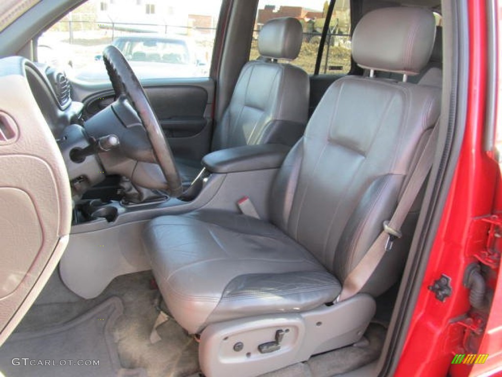 2002 TrailBlazer LTZ 4x4 - Victory Red / Dark Pewter photo #8