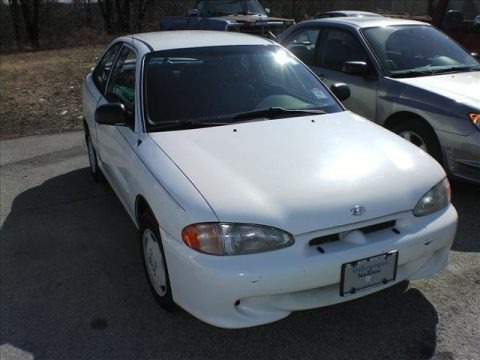 1997 Hyundai Accent GS Coupe Data, Info and Specs