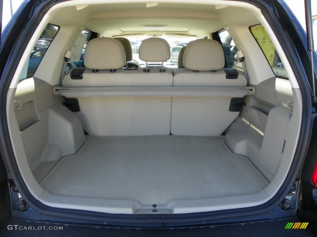 2012 Ford Escape XLT V6 4WD Trunk Photo #61591210