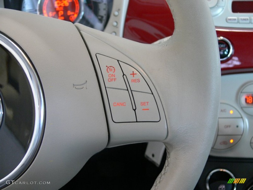 2012 Fiat 500 Lounge Controls Photo #61593224