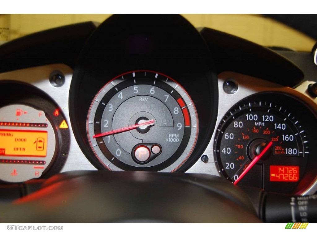 2011 Nissan 370Z Touring Coupe Gauges Photos