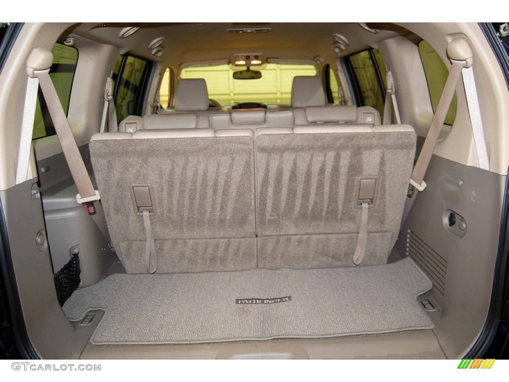 2011 Nissan Pathfinder Silver Trunk Photo #61598712