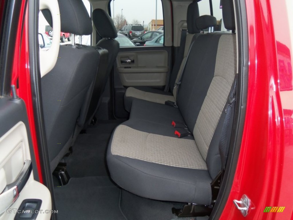 2011 Ram 1500 SLT Quad Cab 4x4 - Flame Red / Dark Slate Gray/Medium Graystone photo #20