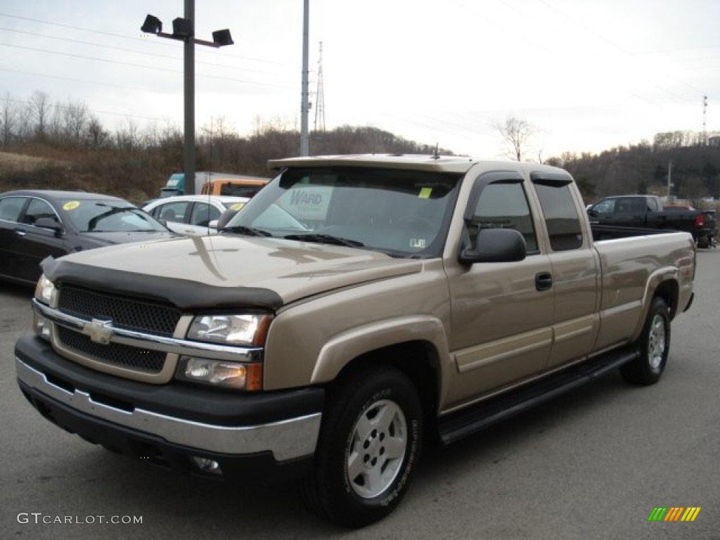 2004 Silverado 1500 LT Extended Cab 4x4 - Sandstone Metallic / Dark Charcoal photo #4