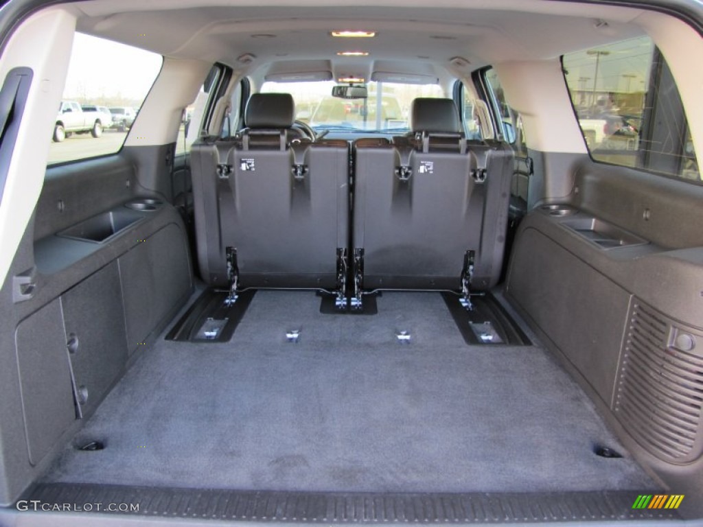 2011 GMC Yukon XL SLT 4x4 Trunk Photo #61601463