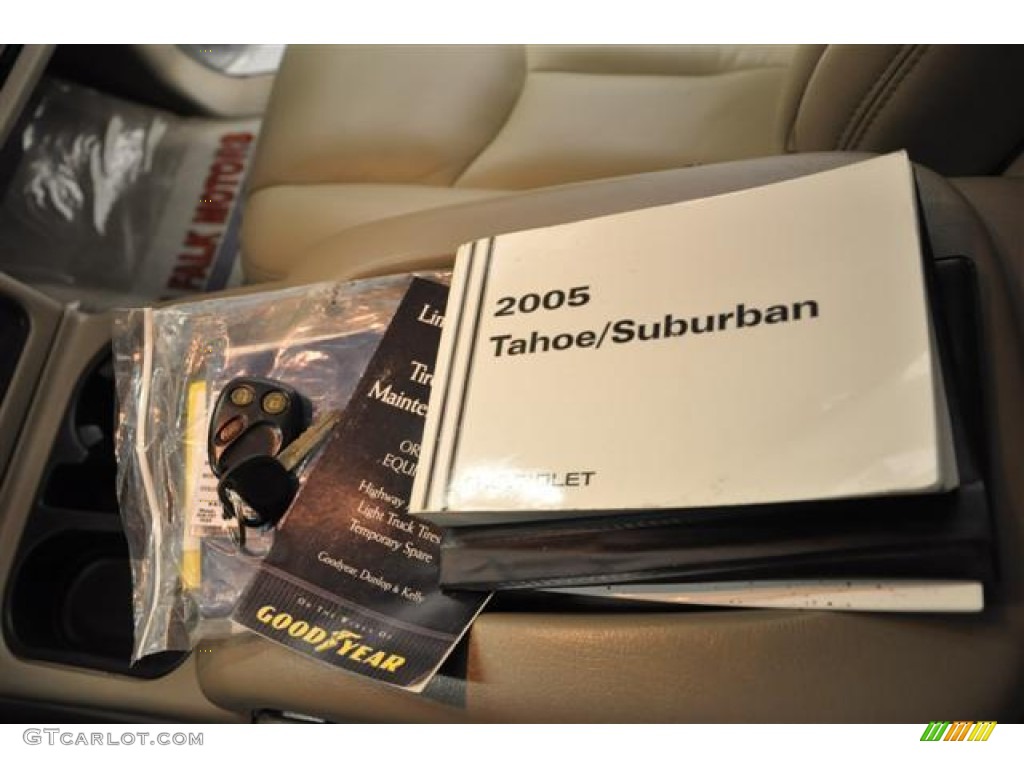 2005 Tahoe Z71 4x4 - Summit White / Tan/Neutral photo #16