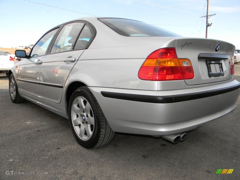 2003 3 Series 325xi Sedan - Titanium Silver Metallic / Black photo #3