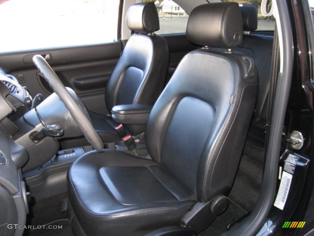 Black Interior 2006 Volkswagen New Beetle 2.5 Coupe Photo #61606356