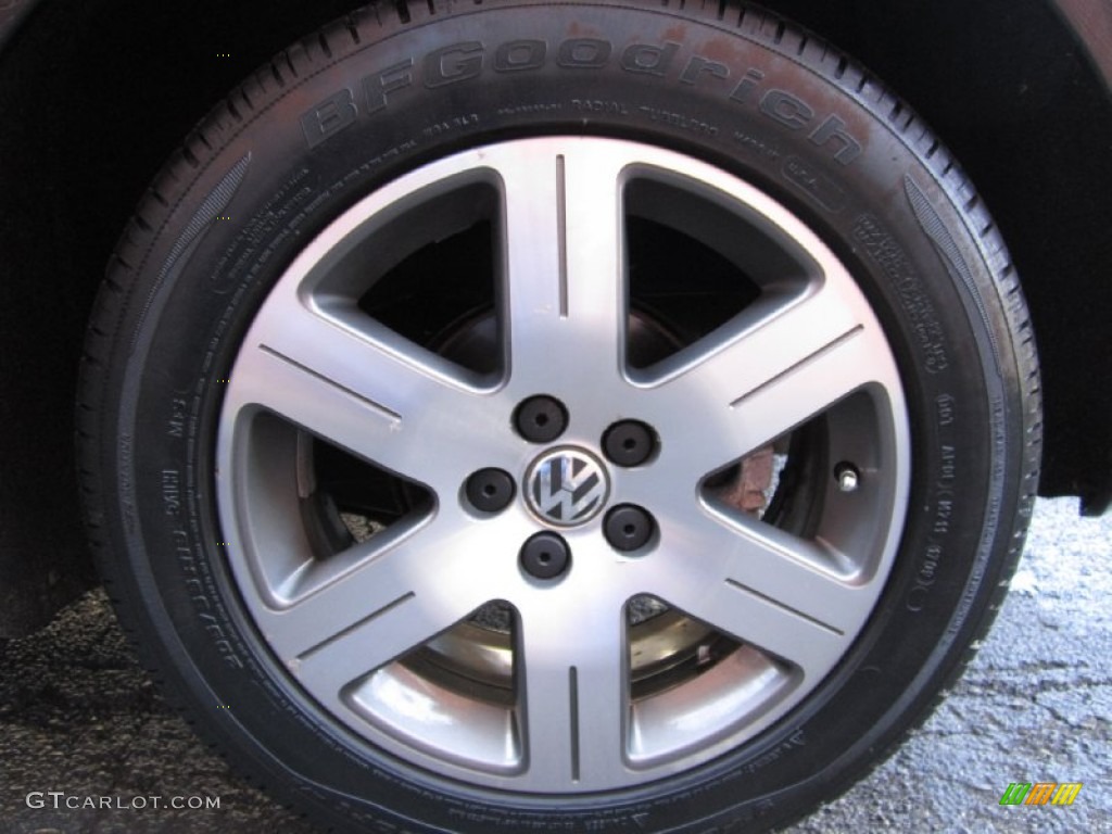 2006 Volkswagen New Beetle 2.5 Coupe Wheel Photo #61606497
