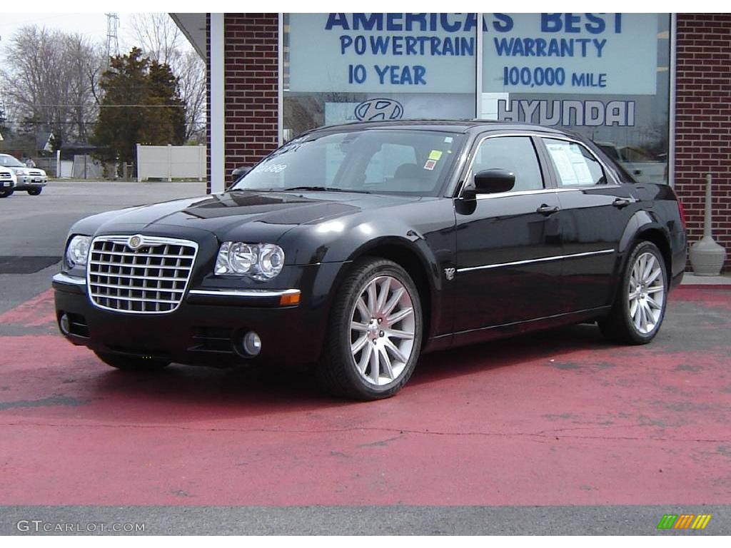 Brilliant Black Chrysler 300