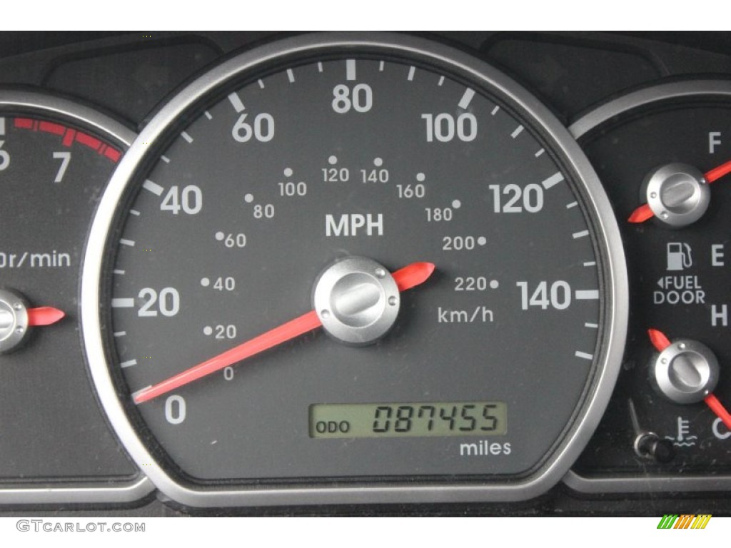 2004 Endeavor XLS AWD - Ultra Red Pearl / Charcoal Gray photo #3