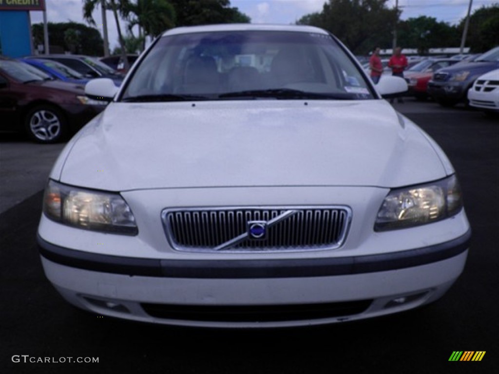 2001 V70 T5 - White / Taupe photo #4