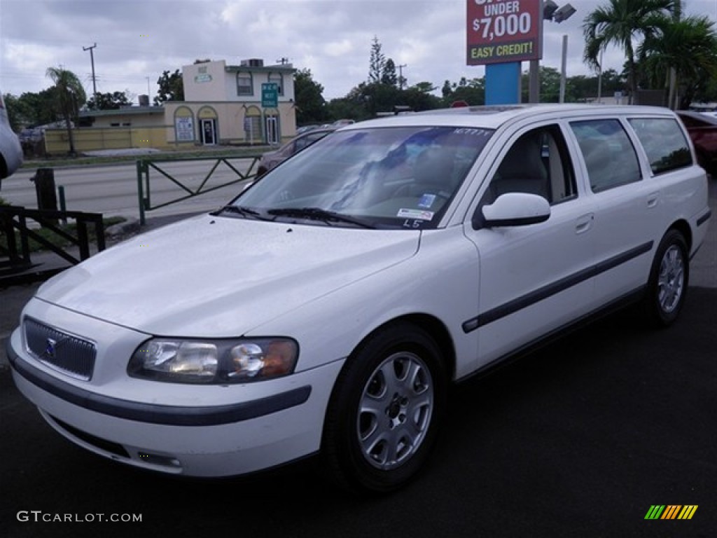 2001 V70 T5 - White / Taupe photo #5