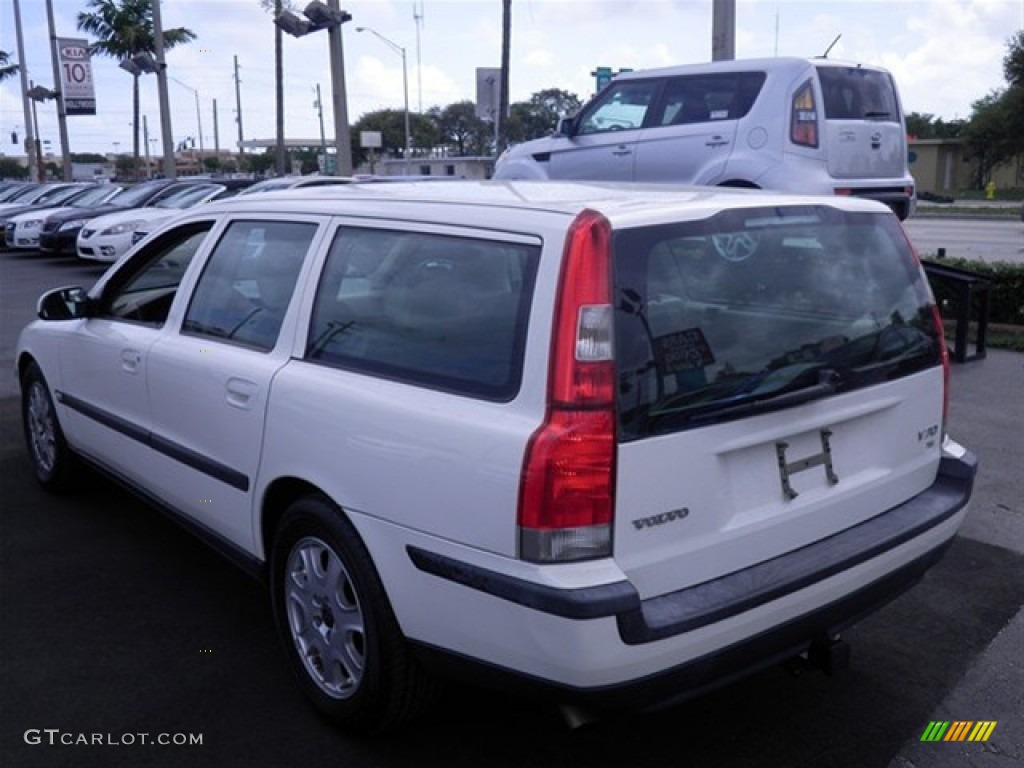 2001 V70 T5 - White / Taupe photo #9