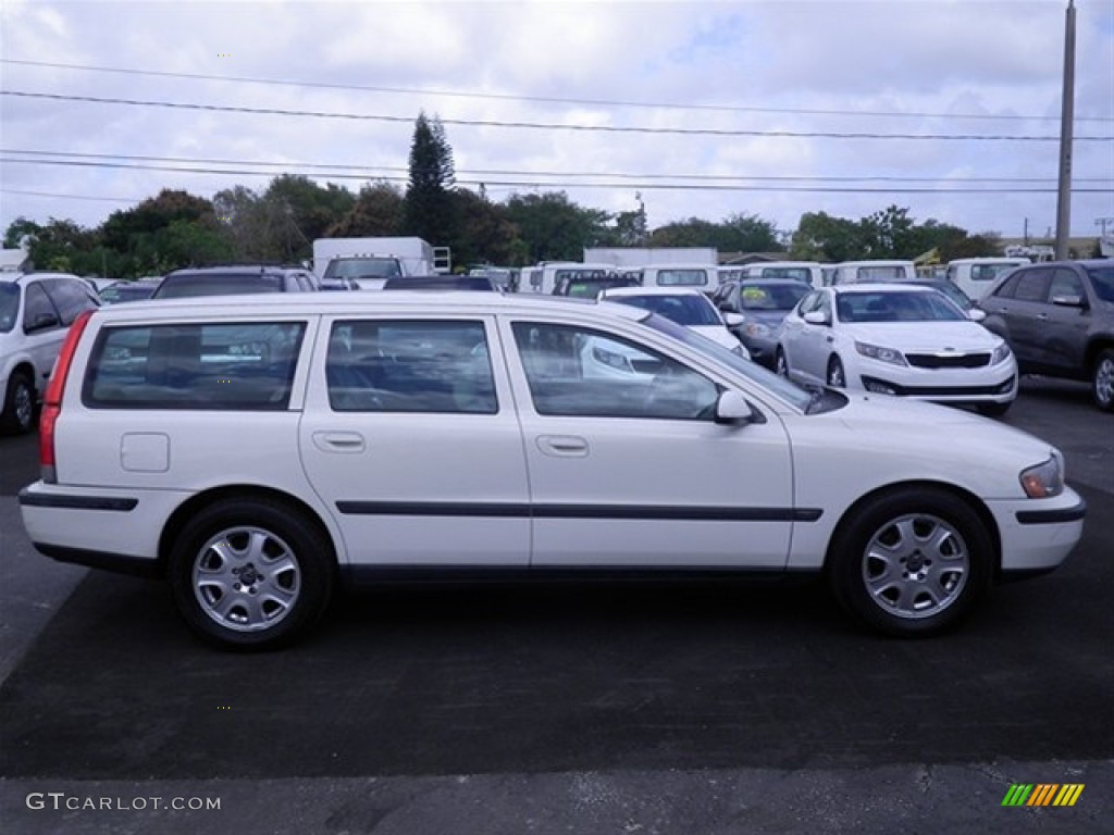 2001 V70 T5 - White / Taupe photo #13