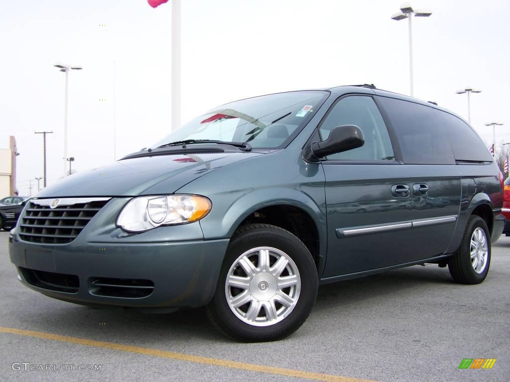 2007 Town & Country Touring - Magnesium Pearl / Medium Slate Gray photo #1