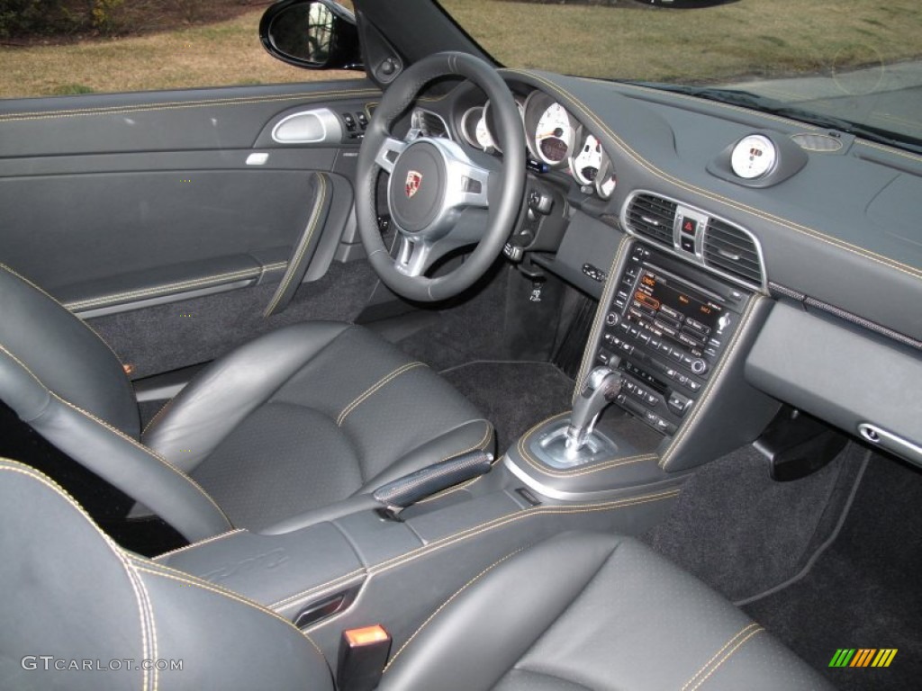 2012 911 Turbo S Cabriolet - Black / Black photo #17