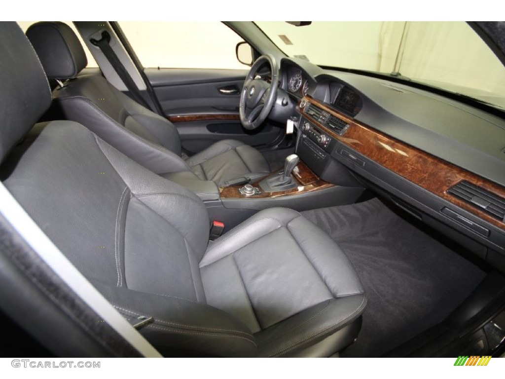 2009 3 Series 335i Sedan - Black Sapphire Metallic / Black photo #37