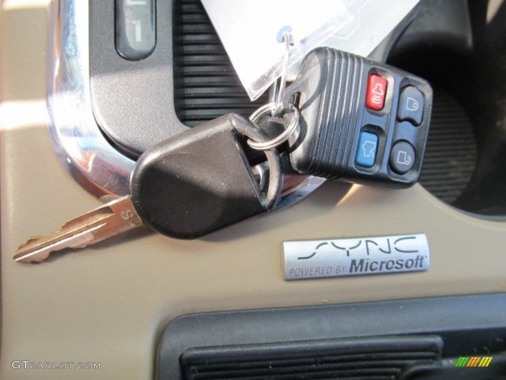 2008 Ford Explorer Eddie Bauer 4x4 Keys Photos