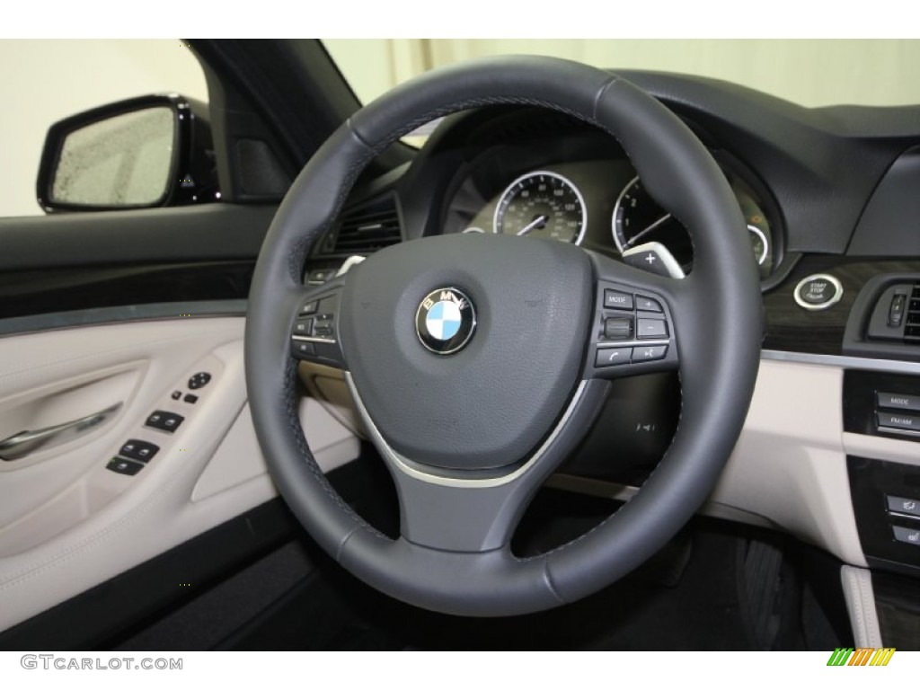2012 BMW 5 Series 550i Sedan Oyster/Black Steering Wheel Photo #61616142