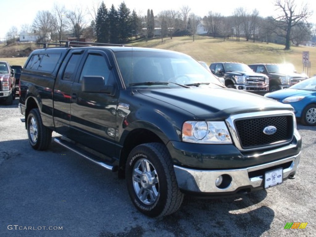 2006 F150 XLT SuperCab 4x4 - Aspen Green Metallic / Medium/Dark Flint photo #2