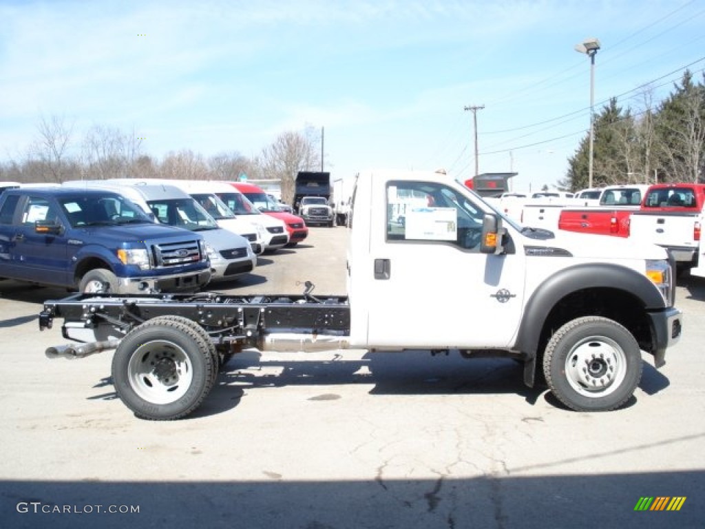 Oxford White 2012 Ford F550 Super Duty XL Regular Cab 4x4 Chassis Exterior Photo #61617832