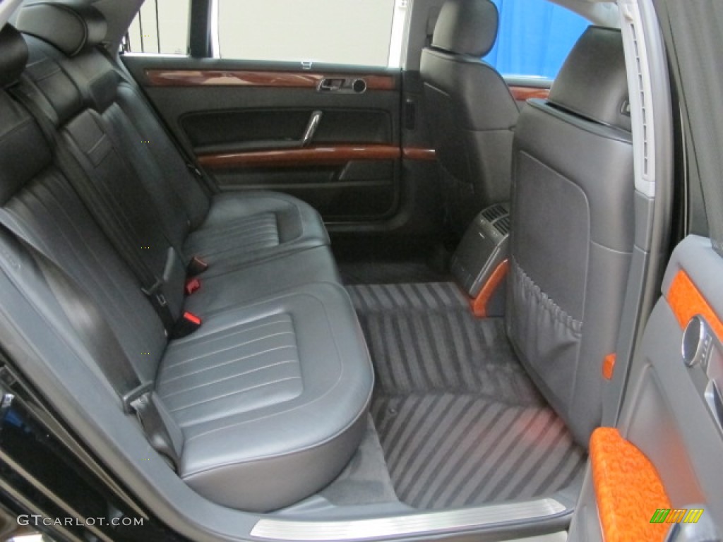 2006 Volkswagen Phaeton V8 4Motion Sedan Rear Seat Photo #61622925