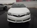 Super White - Camry SE Photo No. 2