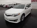 Super White - Camry SE Photo No. 3