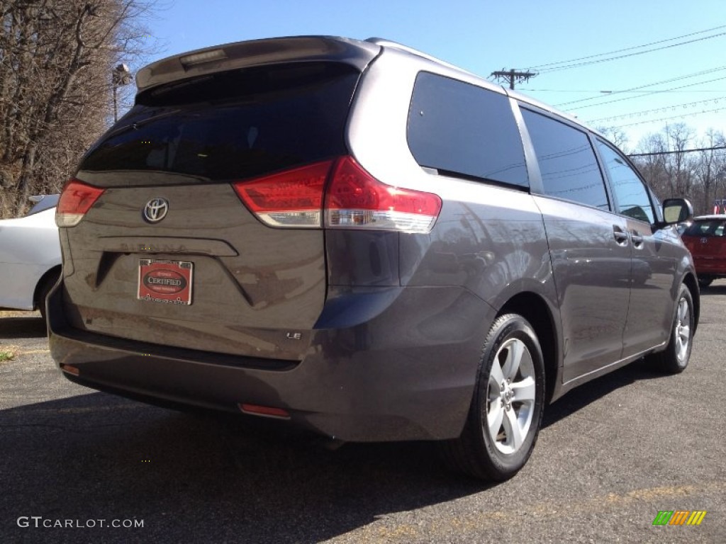 2011 Sienna LE - Predawn Gray Mica / Light Gray photo #6