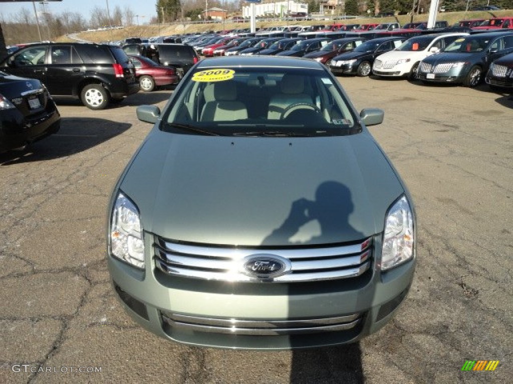 2009 Fusion SE - Moss Green Metallic / Camel photo #7