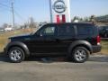 Black - Nitro SXT 4x4 Photo No. 12