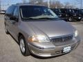 2002 Light Parchment Gold Metallic Ford Windstar SE  photo #3