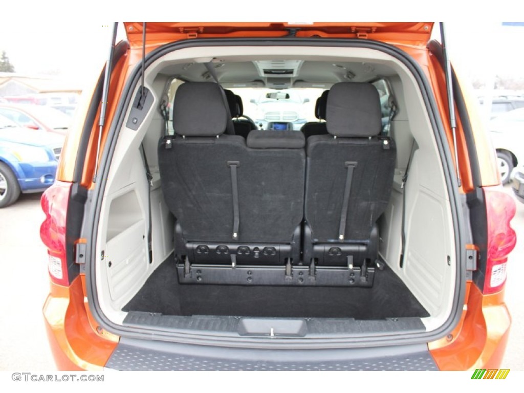 2011 Dodge Grand Caravan Crew Trunk Photo #61627653