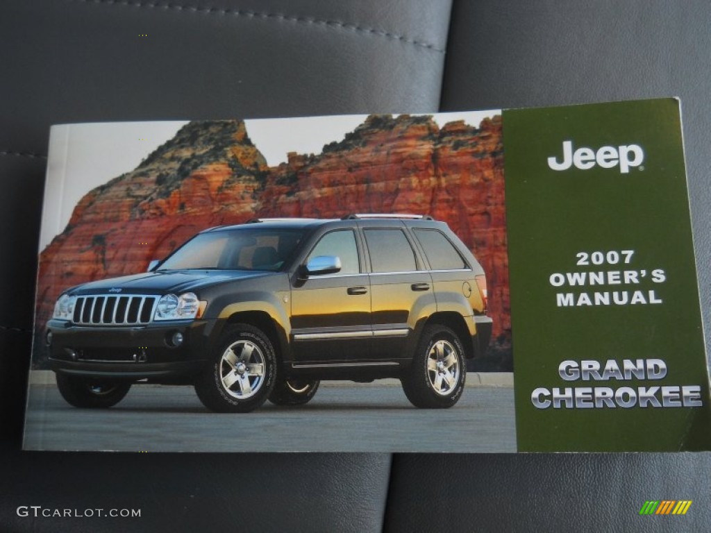 2007 Jeep Grand Cherokee Laredo 4x4 Books/Manuals Photos