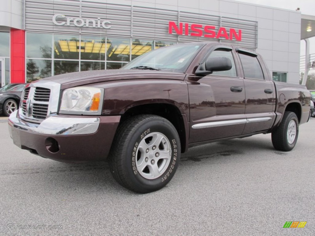 Deep Molten Red Pearl Dodge Dakota