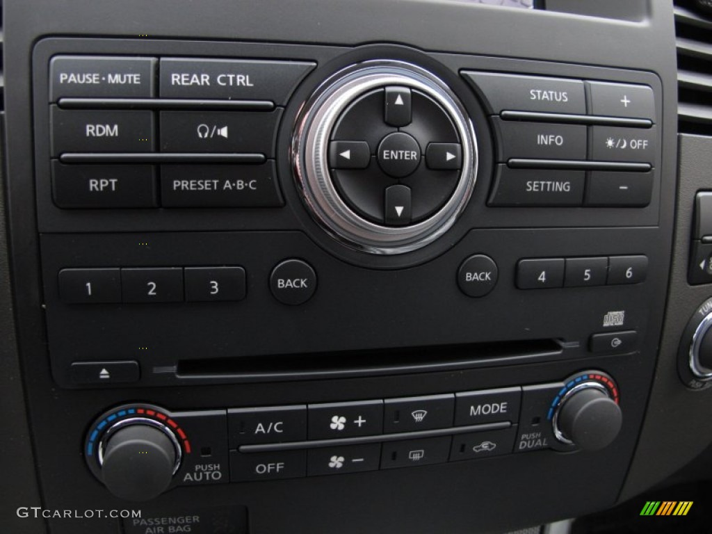 2012 Nissan Pathfinder SV Controls Photos
