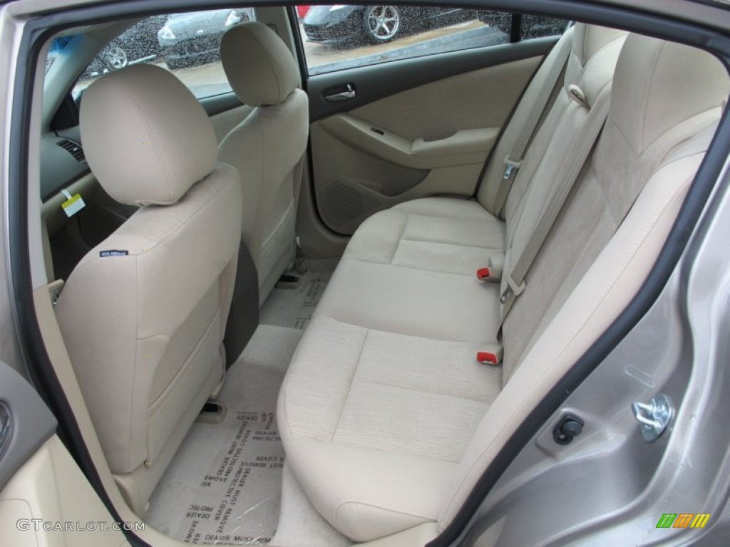 Blonde Interior 2012 Nissan Altima 2.5 S Photo #61633406