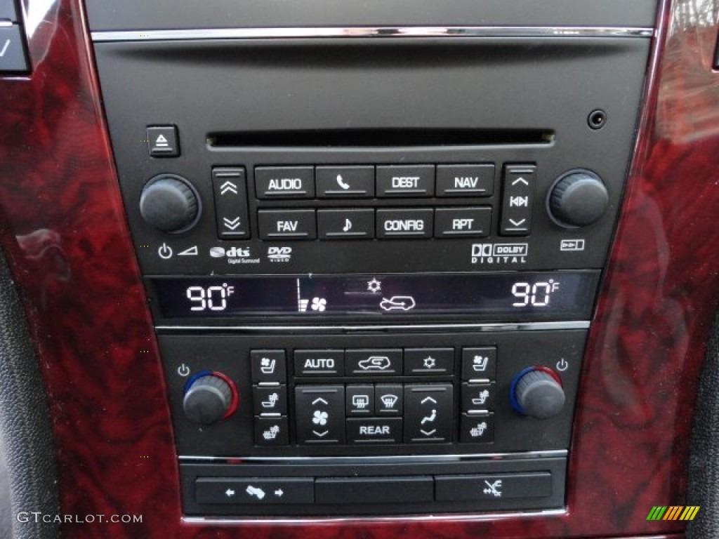 2011 Cadillac Escalade Premium AWD Controls Photo #61634030