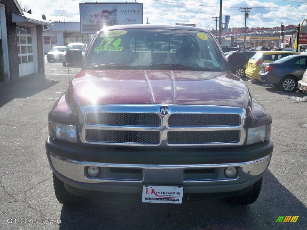 2001 Ram 1500 SLT Club Cab 4x4 - Dark Garnet Red Pearl / Tan photo #2