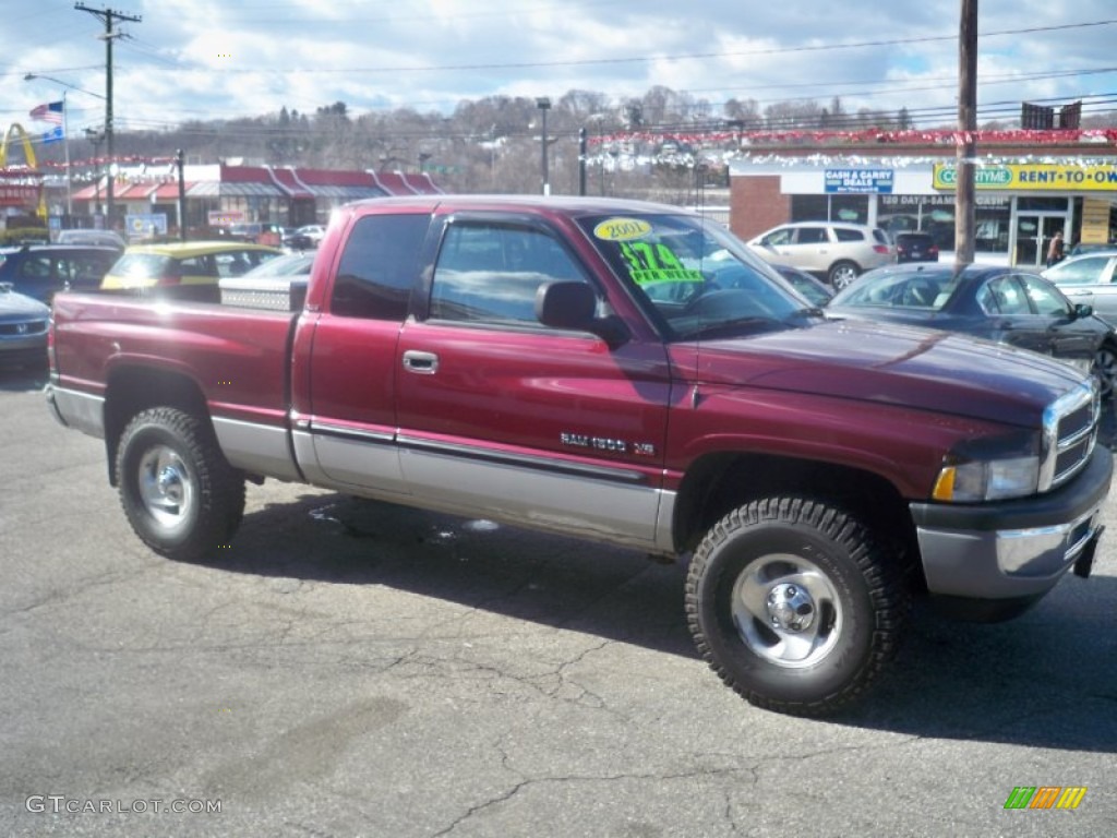 2001 Ram 1500 SLT Club Cab 4x4 - Dark Garnet Red Pearl / Tan photo #3