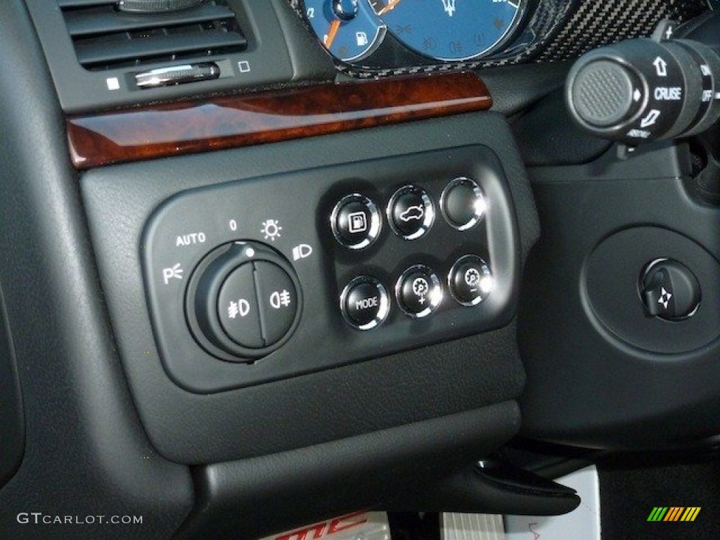 2012 Maserati GranTurismo S Automatic Controls Photo #61636202