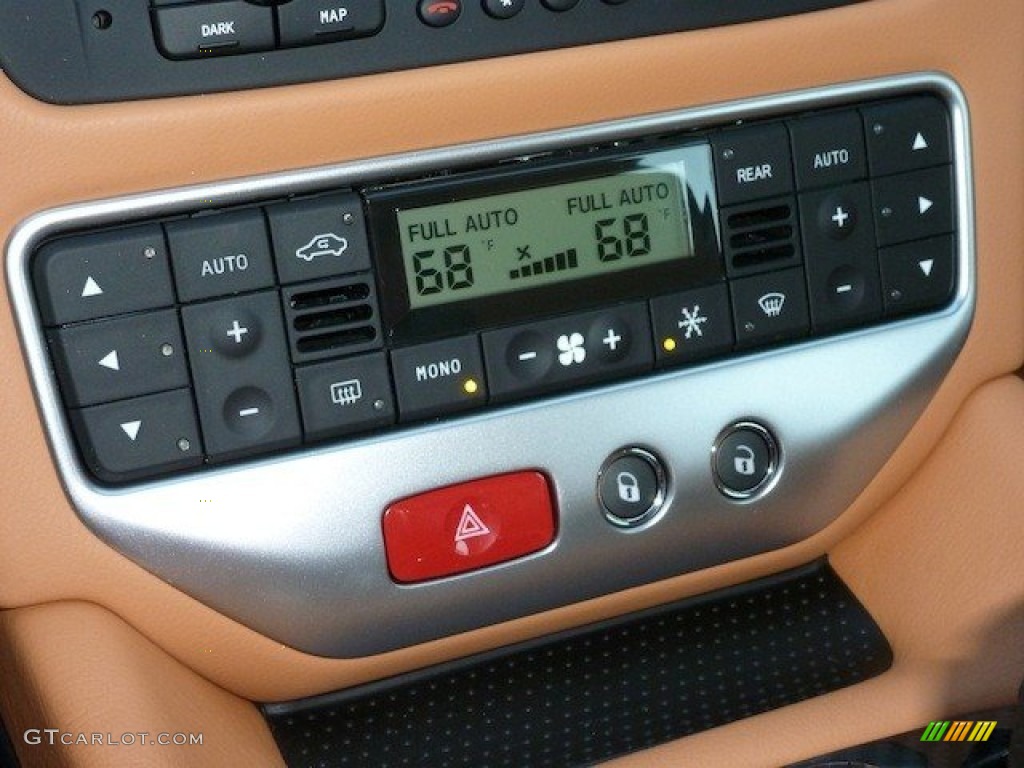 2012 Maserati GranTurismo MC Coupe Controls Photo #61636667