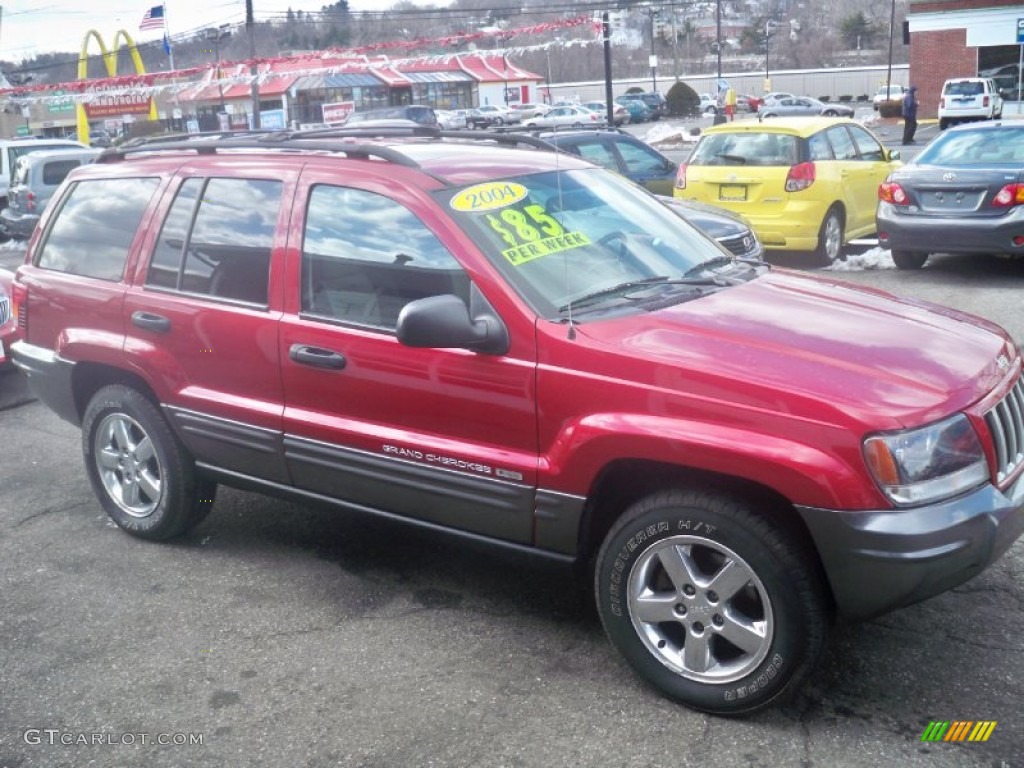 2004 Grand Cherokee Columbia Edition 4x4 - Inferno Red Pearl / Dark Slate Gray photo #3