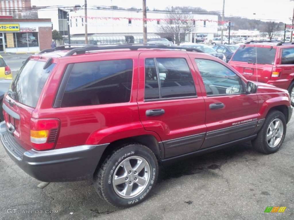 2004 Grand Cherokee Columbia Edition 4x4 - Inferno Red Pearl / Dark Slate Gray photo #4