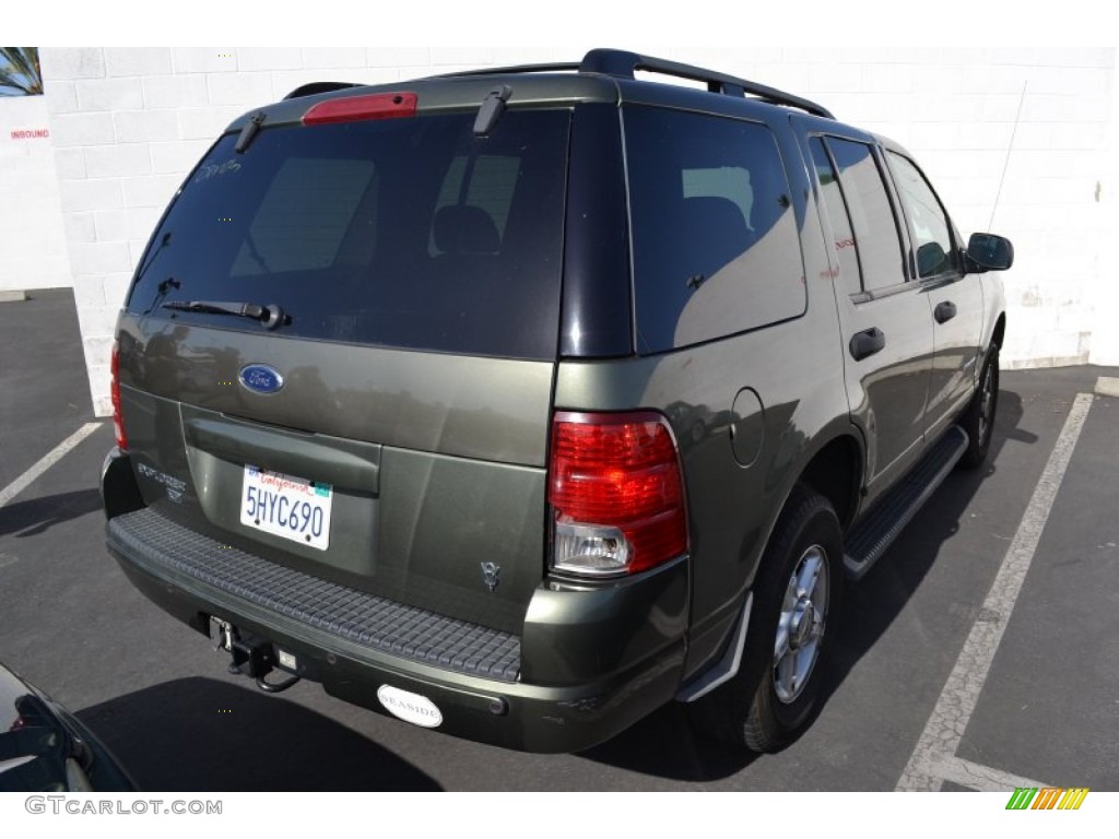 2004 Explorer XLT - Estate Green Metallic / Medium Parchment photo #3