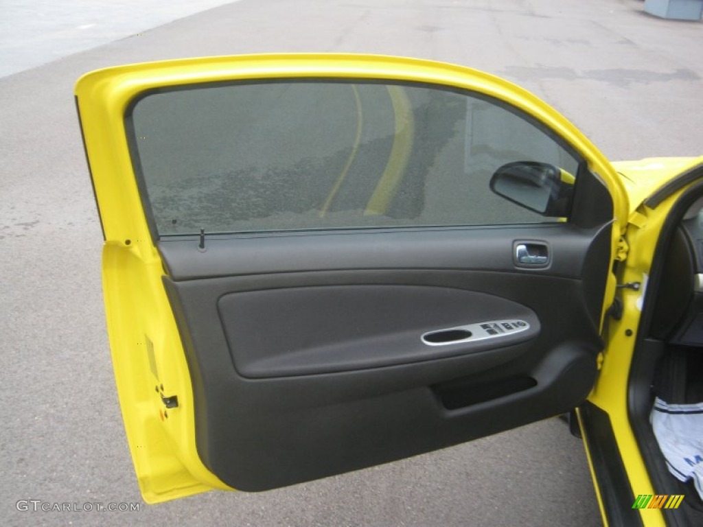 2007 Chevrolet Cobalt LT Coupe Ebony Door Panel Photo #61640852