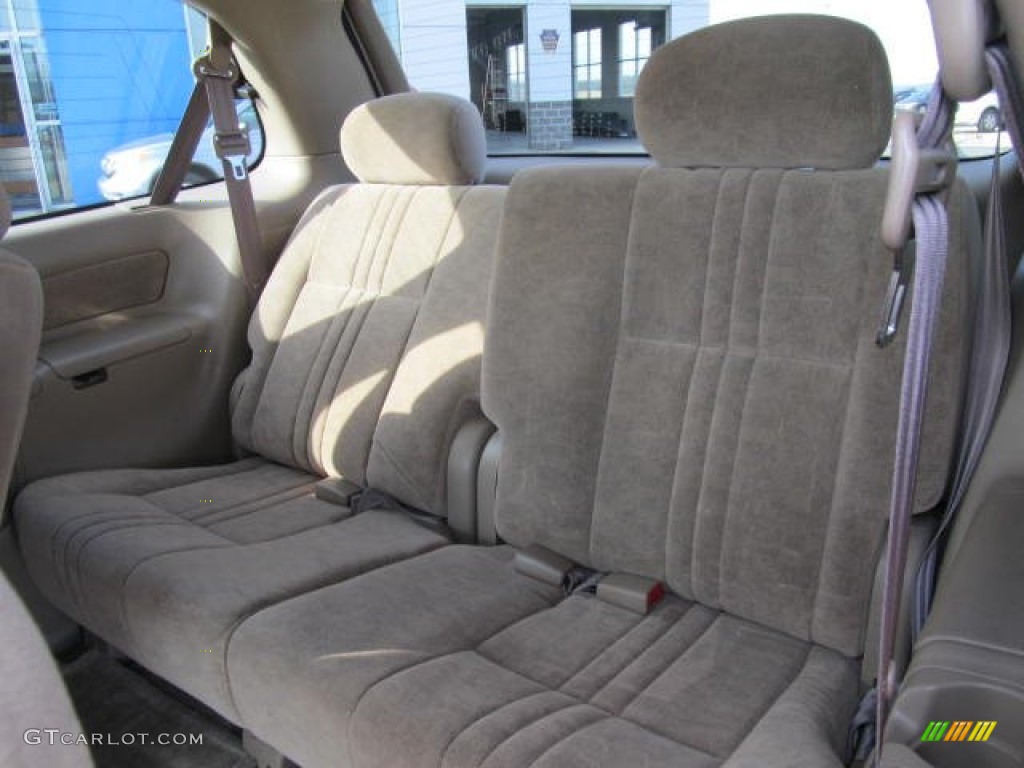 2001 Toyota Sienna XLE Rear Seat Photo #61643284